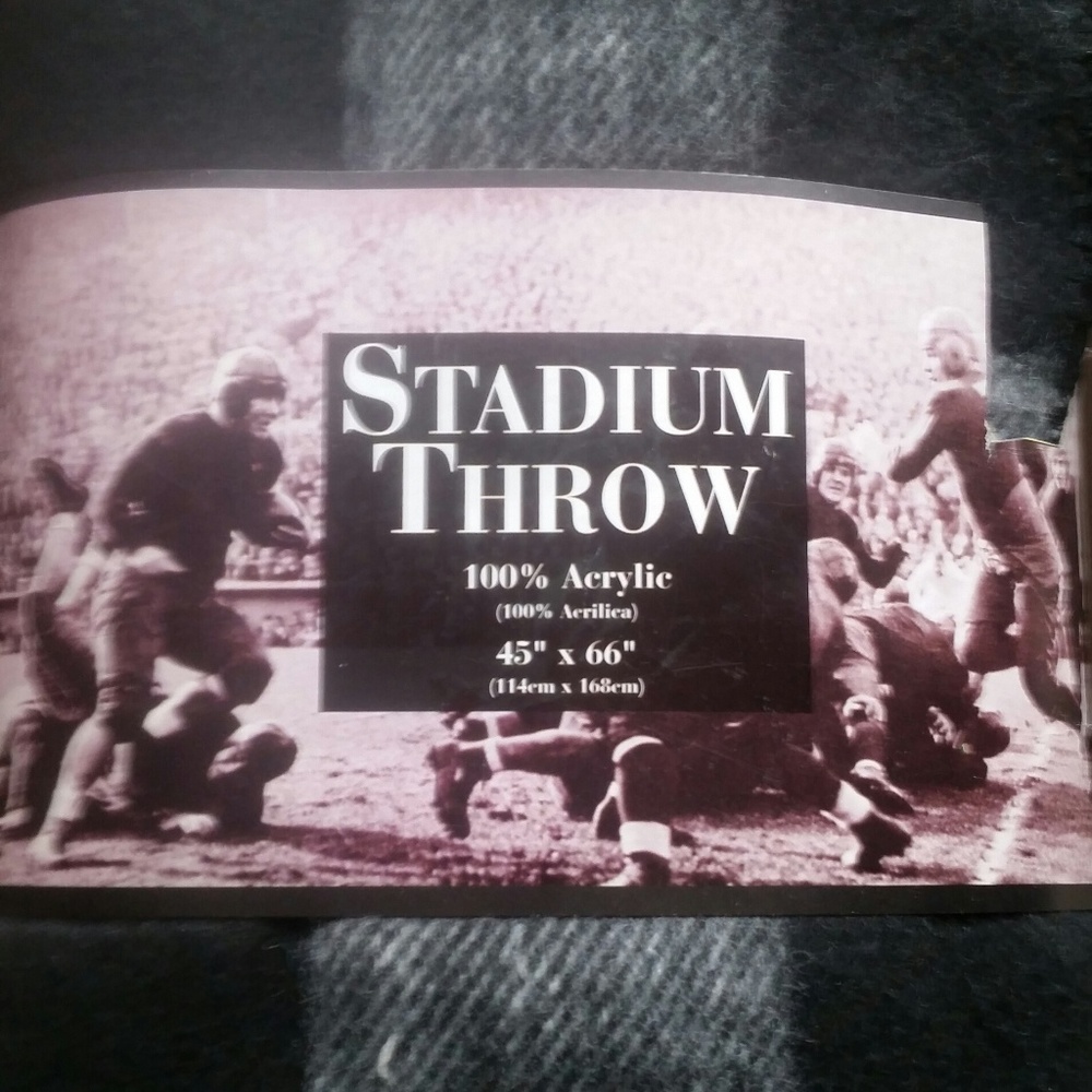Stadium Throw